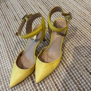 LOUISE ET CIE KOTA ANKLE STRAP PUMP